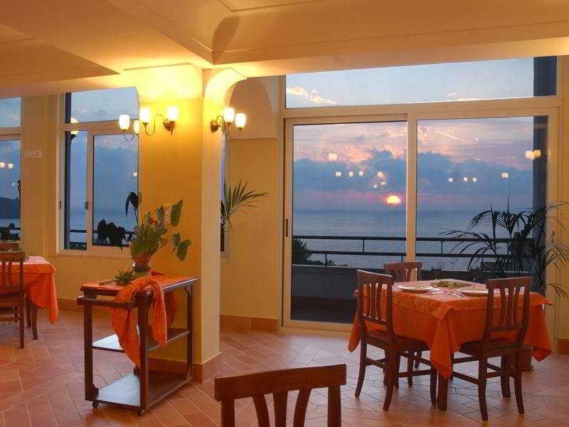 Hotel Baia Palinuro Dış mekan fotoğraf