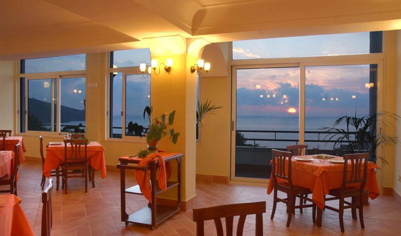 Hotel Baia Palinuro Dış mekan fotoğraf