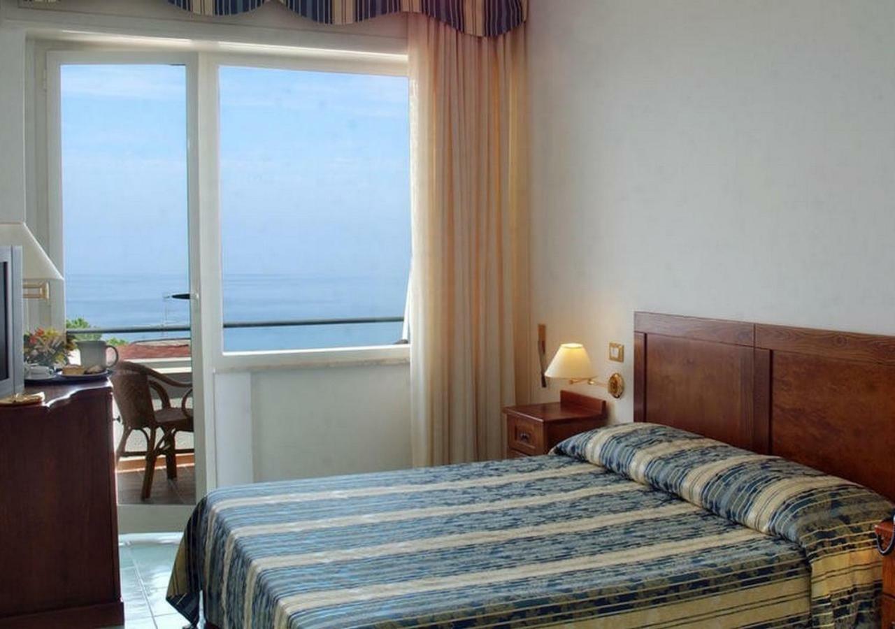 Hotel Baia Palinuro Dış mekan fotoğraf