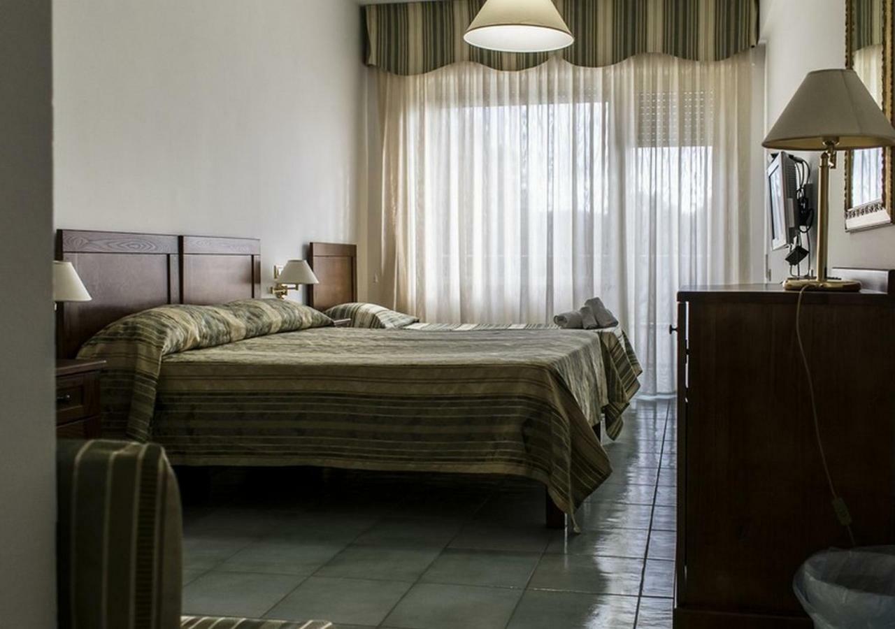 Hotel Baia Palinuro Dış mekan fotoğraf